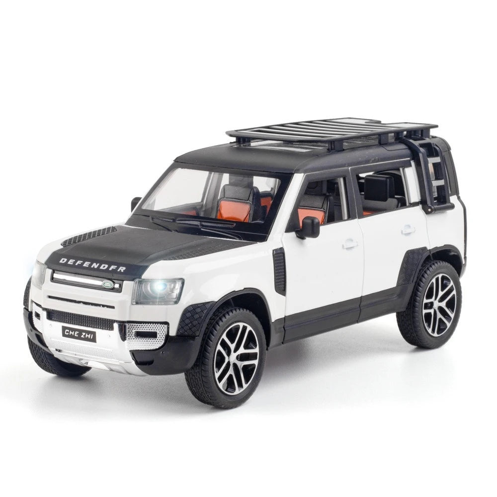 1:24 Land Rover Defender with Sound and Light Pullback