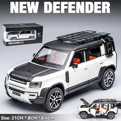 1:24 Land Rover Defender with Sound and Light Pullback